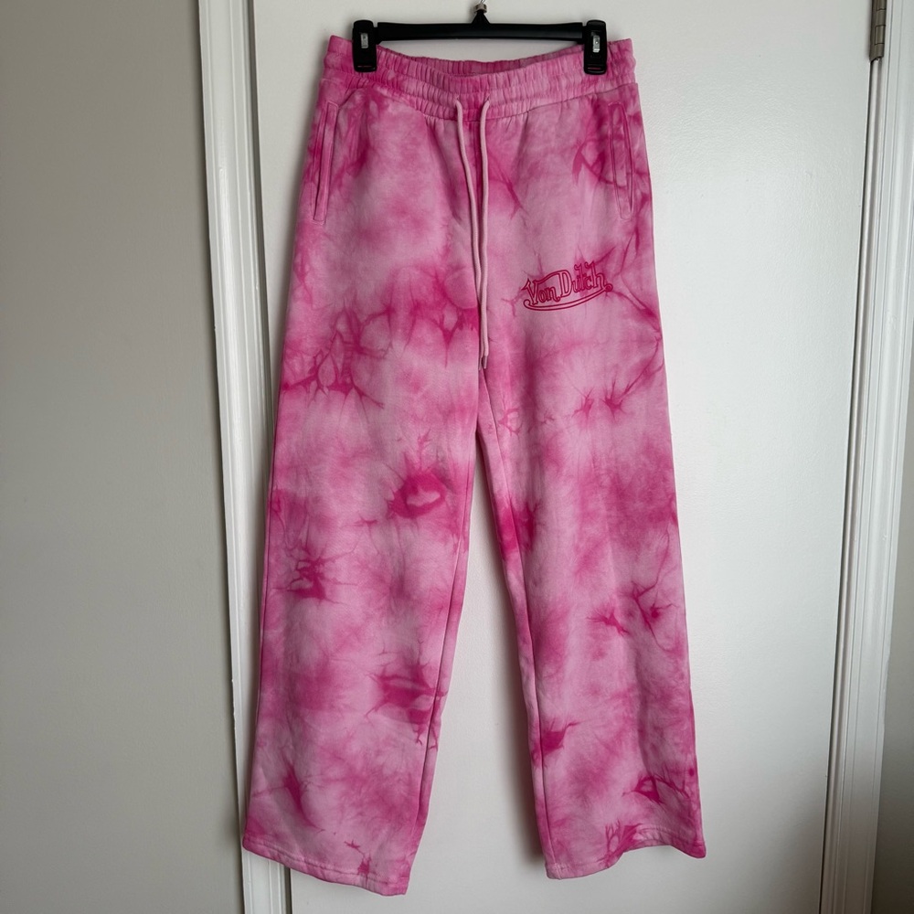 Von Dutch Pink Tie Dye Sweatpants Y2K McBling Lounge Joggers Cozy Wide Leg med